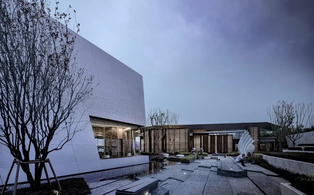 面向內(nèi)庭院的洞口 by蘇圣亮，天華建筑設(shè)計
